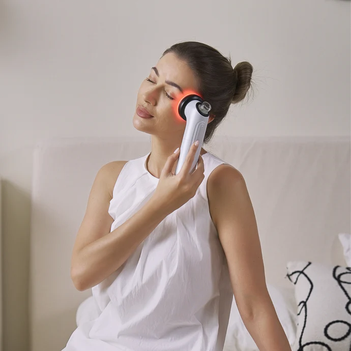 Cosmo Pro neck treatment
